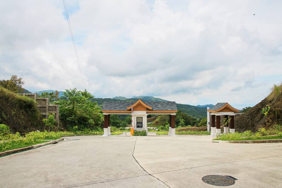 SITE DEVELOPMENT Site development for the Light Phase 1A is now complete with its main guardhouse fully constructed.